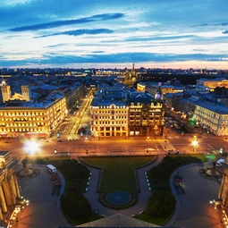 Kazan Cathedral and Beyond A Nevsky Avenue Tour