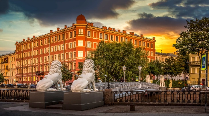 Saint Petersburg Fun and Sun 4