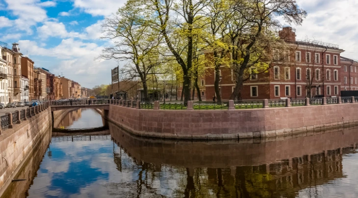 Saint Petersburg Fun and Sun 6