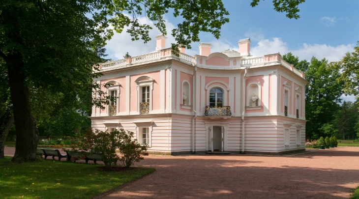 Saint Petersburg Fun and Sun 5