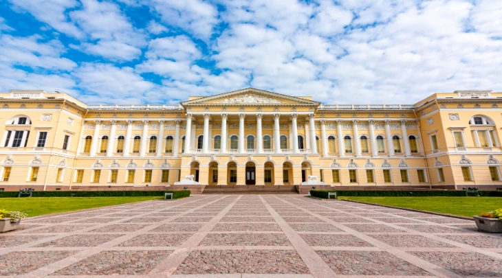 Saint Petersburg Fun and Sun 4