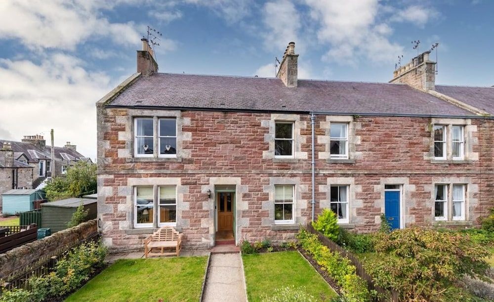 Hopetoun Cottage - Beautiful Cottage