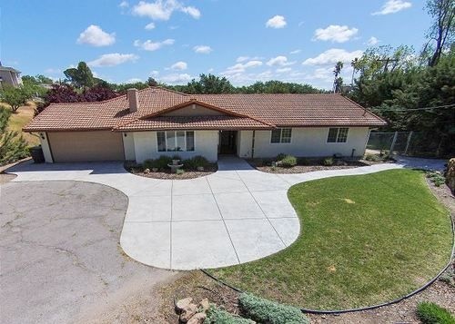 Merry Hill 4 Br Home By Redawning