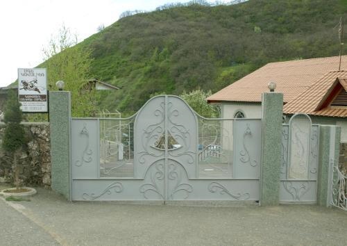 Mge Cavalier Cottage Resort Complex