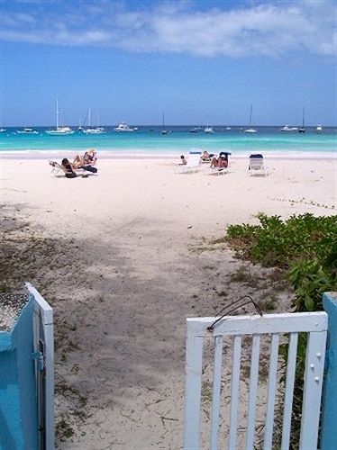 Nautilus Beach Apartments