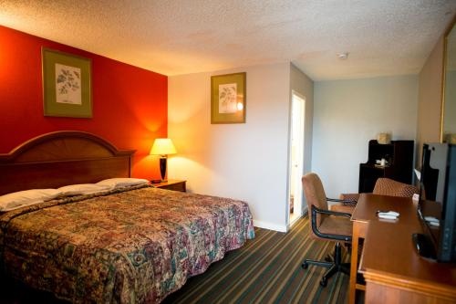 Scottish Inn And Suites