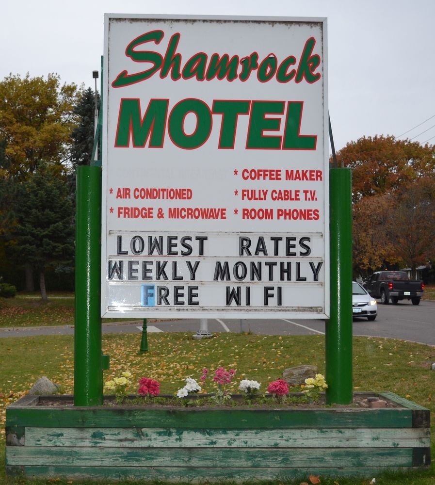 Shamrock Motel