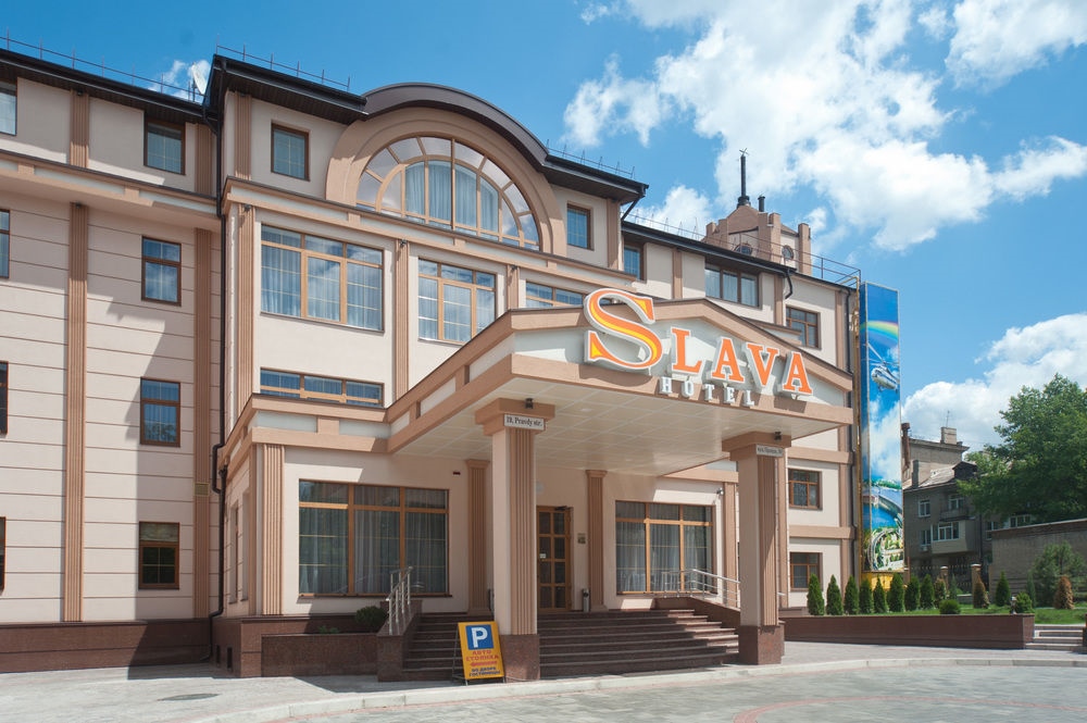 Slava Hotel