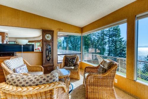 The Bridge And Balcony