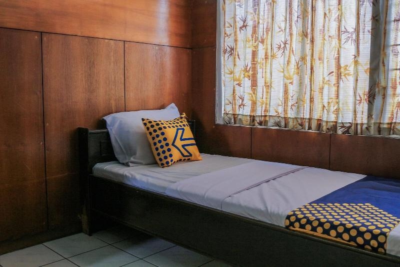 OYO Life  1708 Hotel Budi Famili 1 Syariah