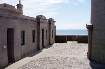 Steading Holidays - Keeper's Cottage