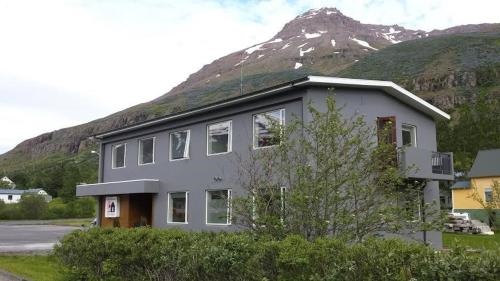 Guesthouse Post-Hostel