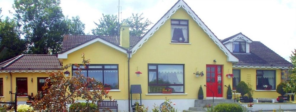 Perrymount Country Home