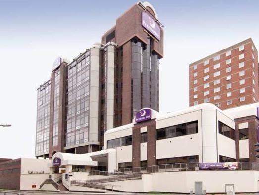 Premier Inn Sunbury (Kempton Park)