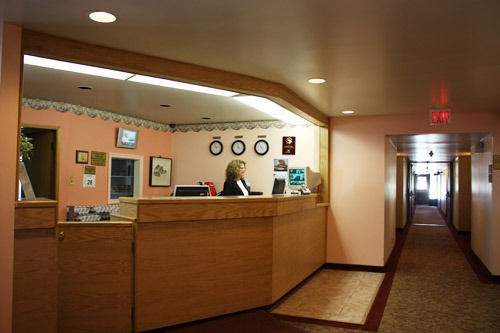 Redwood Motor Inn
