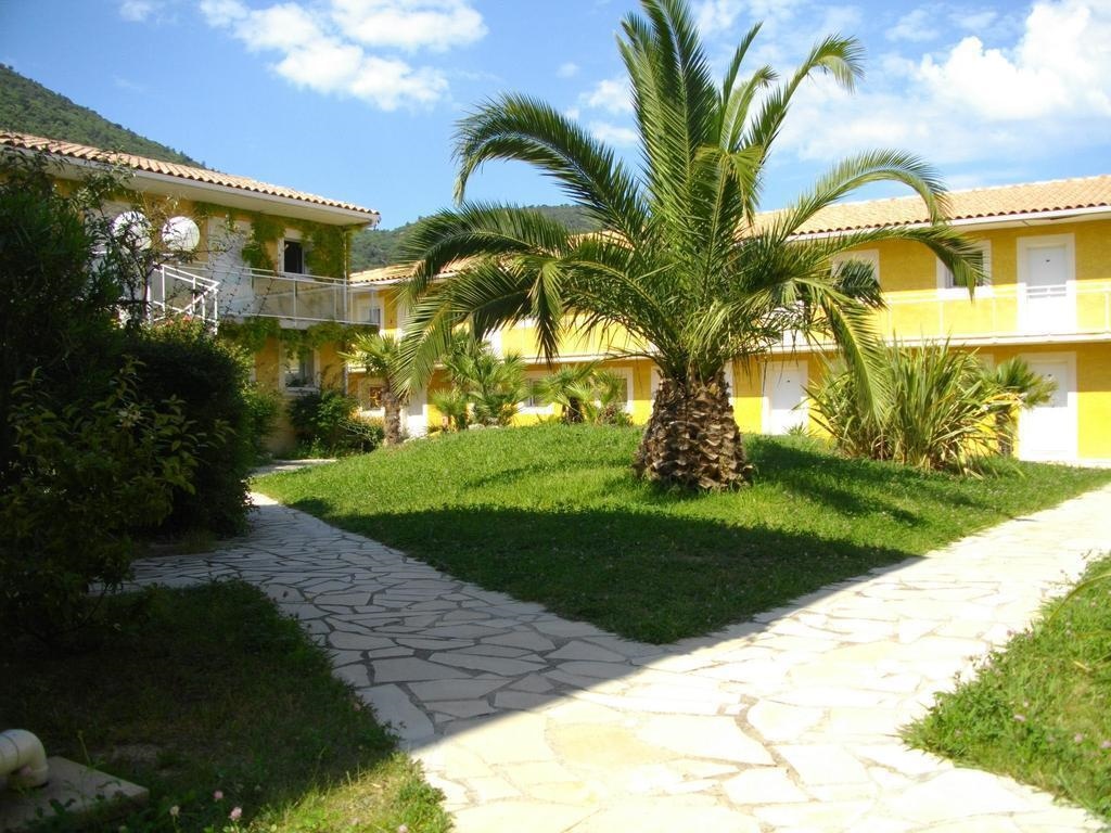 Appart'Hotel Residella Aubagne-Gémenos