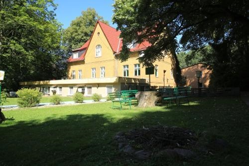Waldhotel Alte Holle