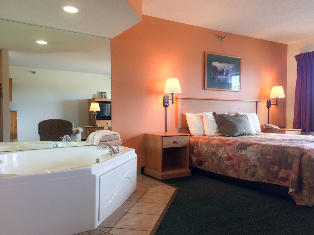 White Oak Inn & Suites