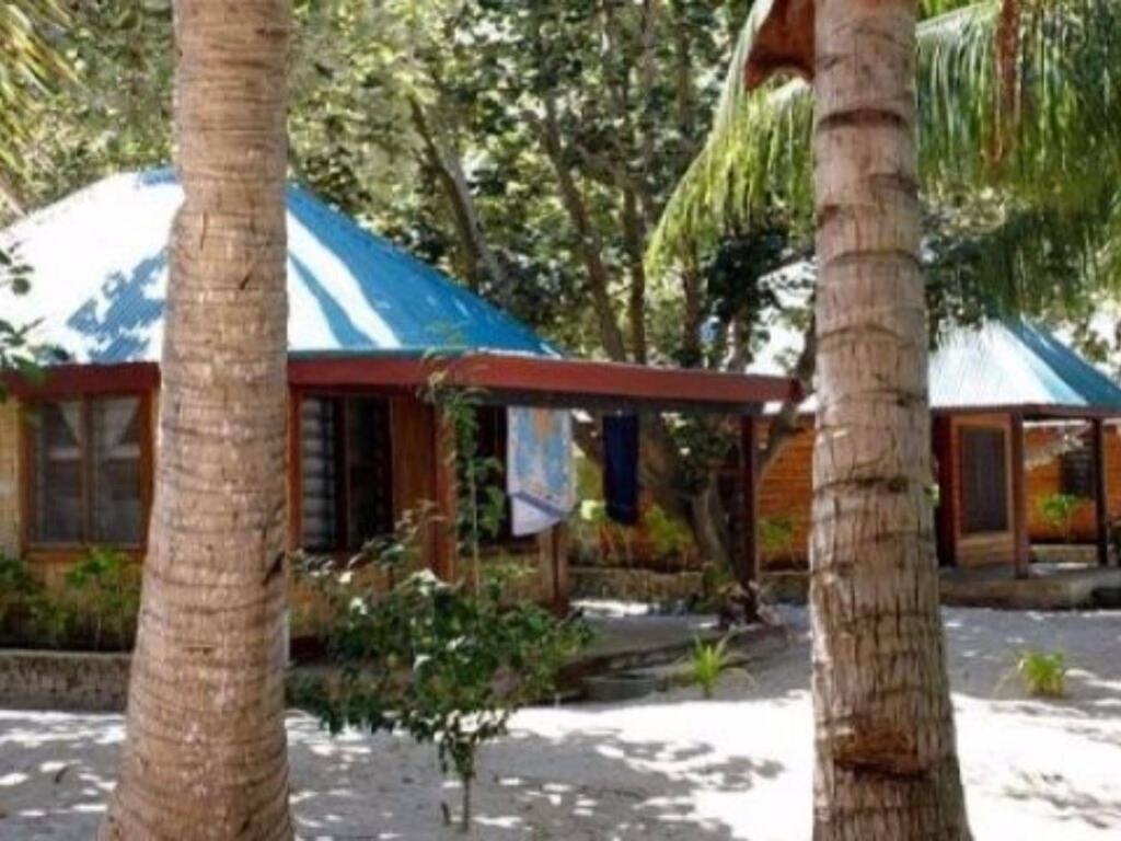 White Sandy Beach Resort