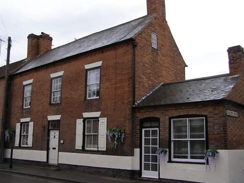 The Olde Sweet Shoppe Guesthouse