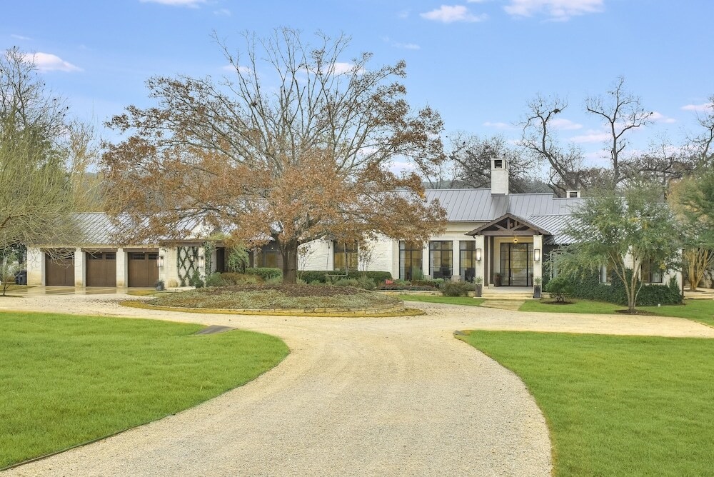 The Arrive Sapphire Home