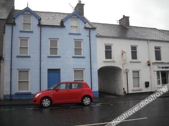 The Blue House Apartments