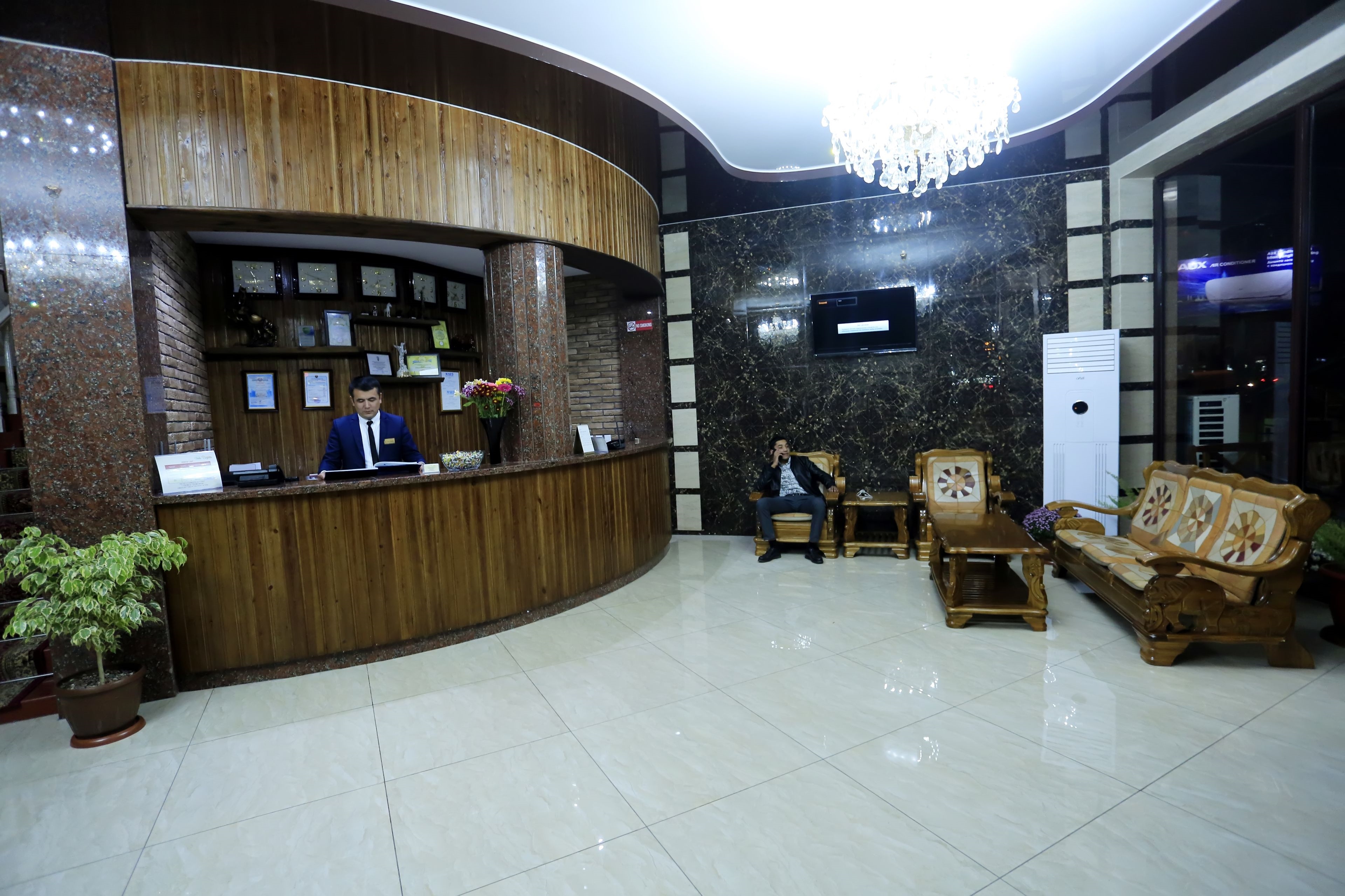 Vella Elegant Hotel