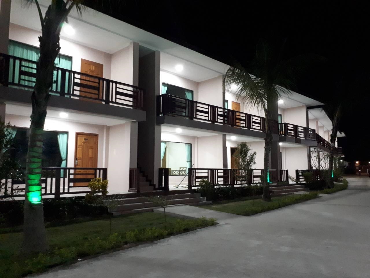 Famous Hotel Ngapali