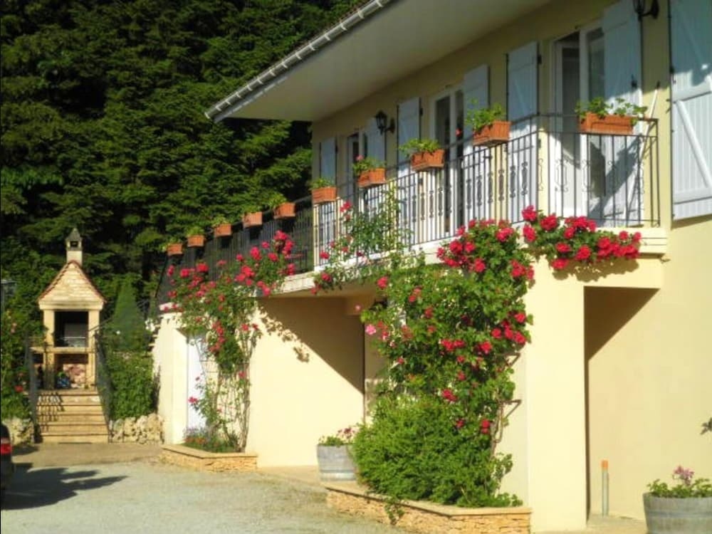 Villa With 3 Bedrooms In Marquay With Private Pool Enclosed Garden And Wifi