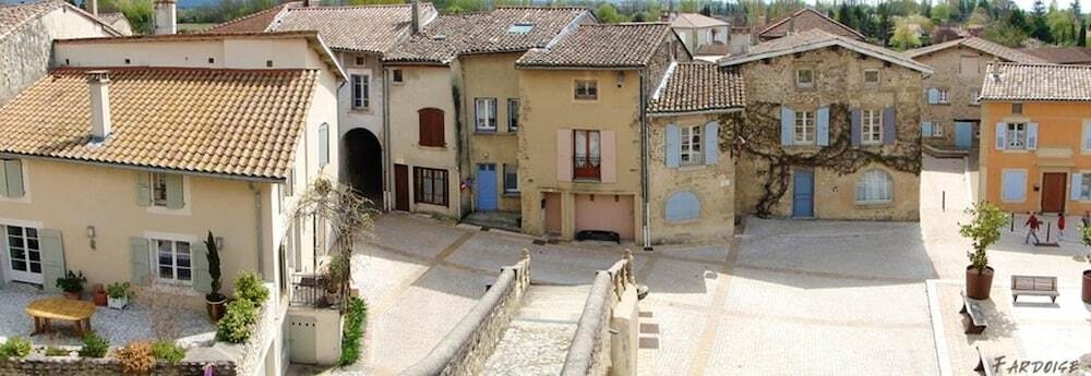 Villa With one Bedroom in Alixan, With Wonderful Mountain View, Private Pool, Enclosed Garden