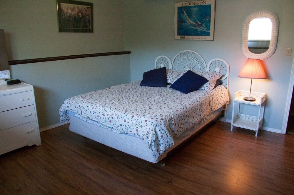 Vineyard On The Lake - 4 Bedroom Villa