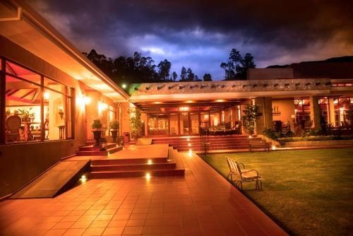 Hosteria Santa Barbara Hsbresort Cia Ltda