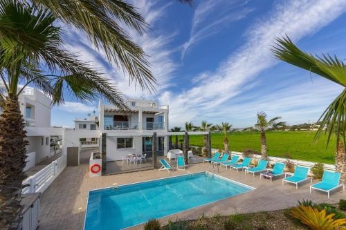 Faros Beachfront Villa