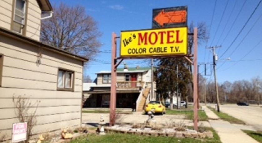 Ike's Motel