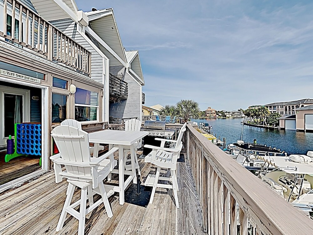 135 Durango Townhouse 4 Bedrooms 3.5 Bathrooms Townhouse