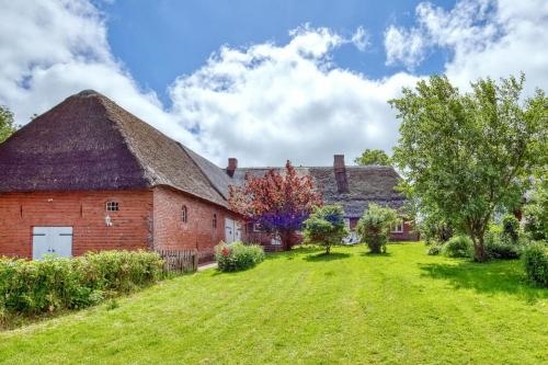 Semi-detached House Waygaard West, Dagebull