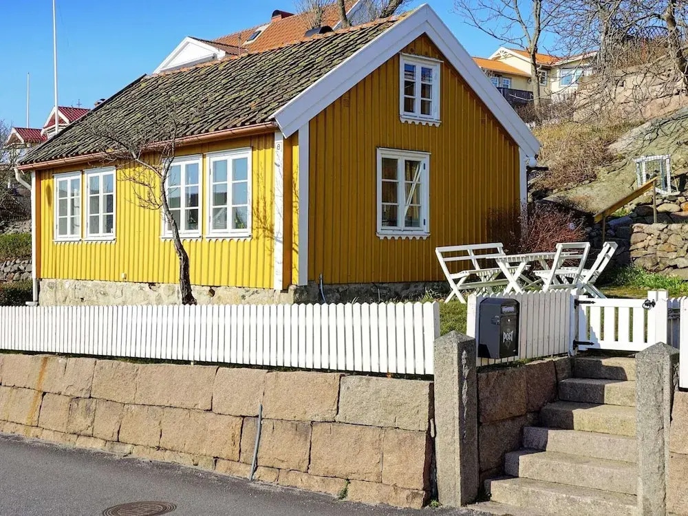 5 Person Holiday Home In Grebbestad