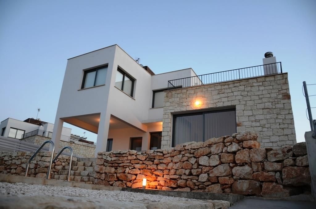 3 Br Villa Imogine - Chg 8879