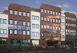 100 Kings Road House of Fisher