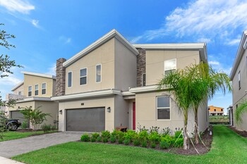 511Pbeach Amazing Champions Gate 9 Bedroom 5 Bed