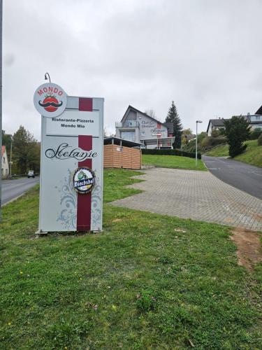 Restaurant And Café And Gästehaus Stefanie