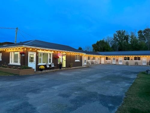 Carriage Inn Motel Peterborough