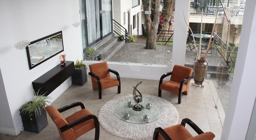 Casa Cristal Boutique