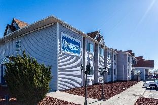 Quality Inn & Suites near NAS Fallon