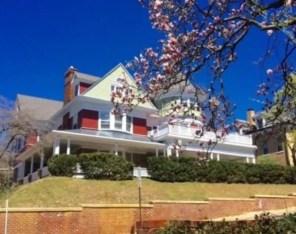 The Historic Berkeley Place