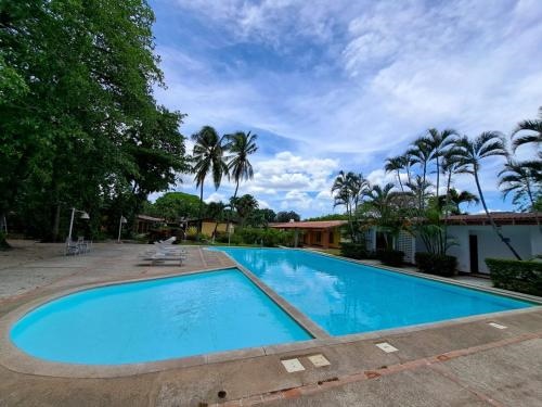 Las Espuelas Hotel