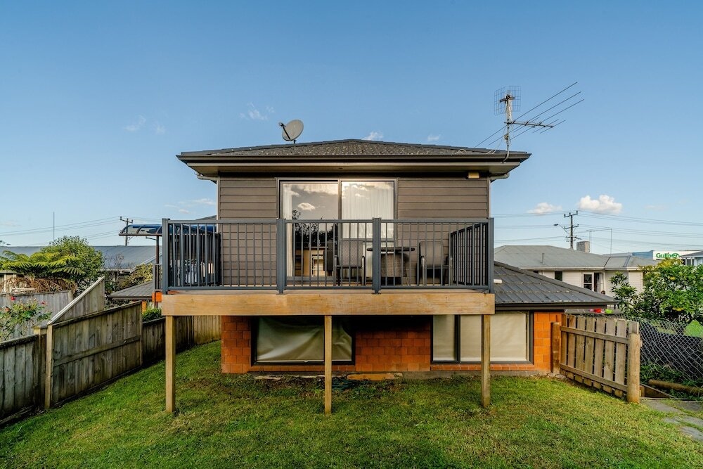 Glenfield Central Modern 1 Bdr Unit