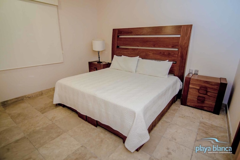 1 Bedroom Condo Playa Blanca #1 - 1 Br Condo