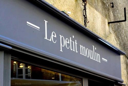 Le Petit Moulin