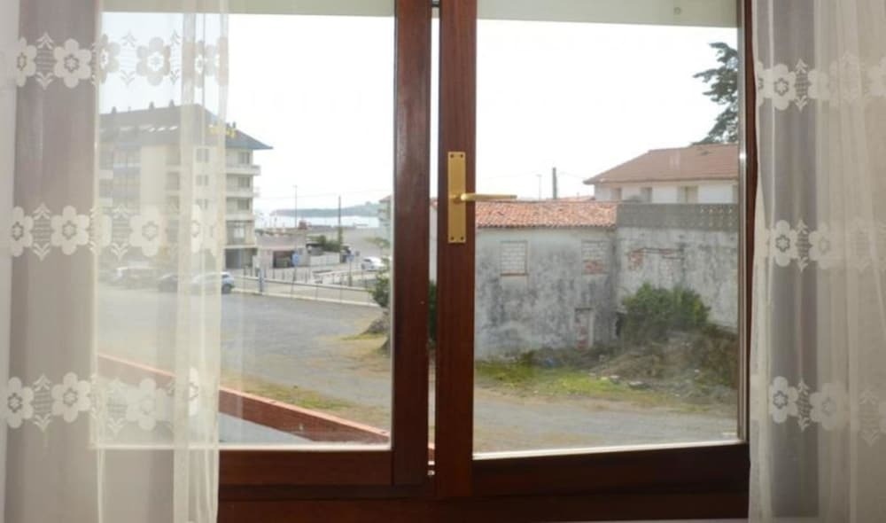 Apartment 2 Bedrooms With Pool And Sea Views 103306